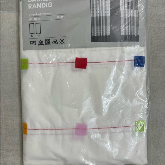 IKEA Barnslig Randig 47x69 kids curtains set of 2 - Picture 3 of 3